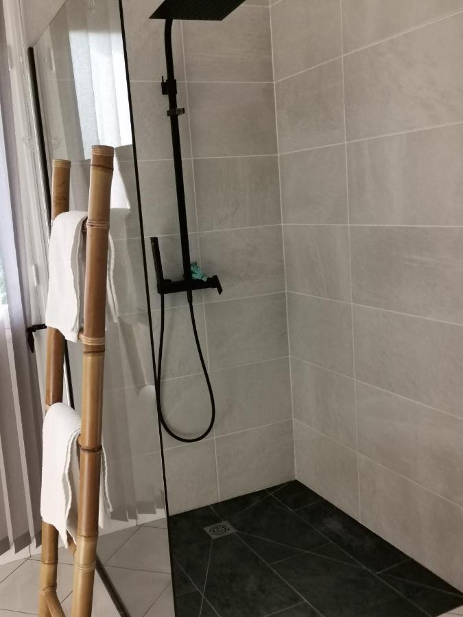 Les Sens Ciels Apartment Сен-Луи Екстериор снимка
